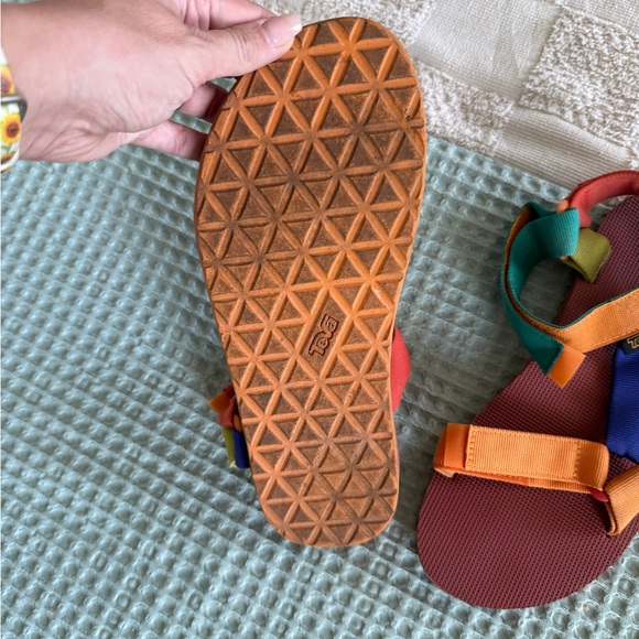 TEVAS X COTOPAXI Tevas Men’s 10/Women 11.5 - Picture 2 of 5